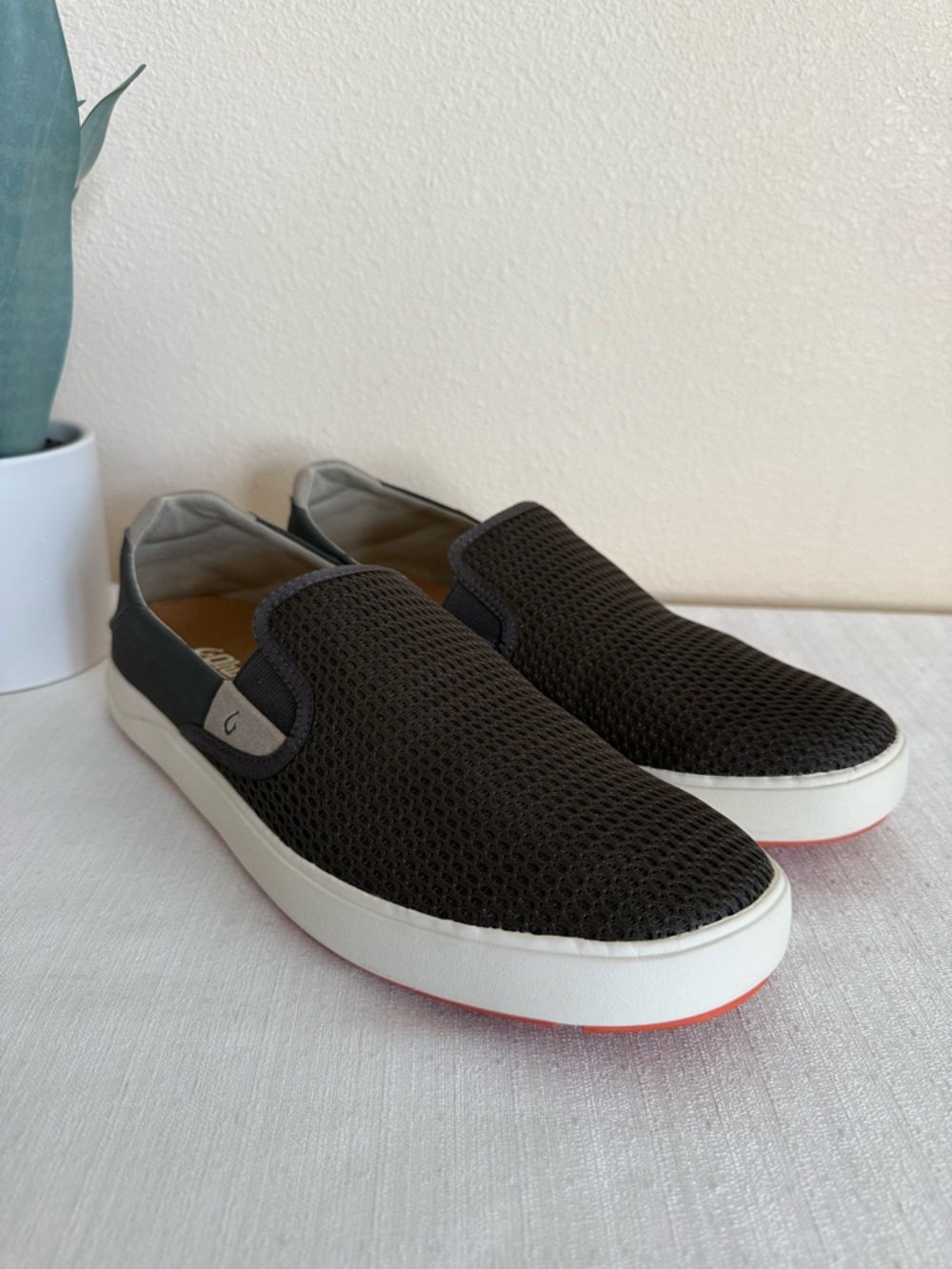 Olukai Lae’Ahi Men's Slip-On Mesh Casual Shoes - Charcoal - Picture 4 of 14